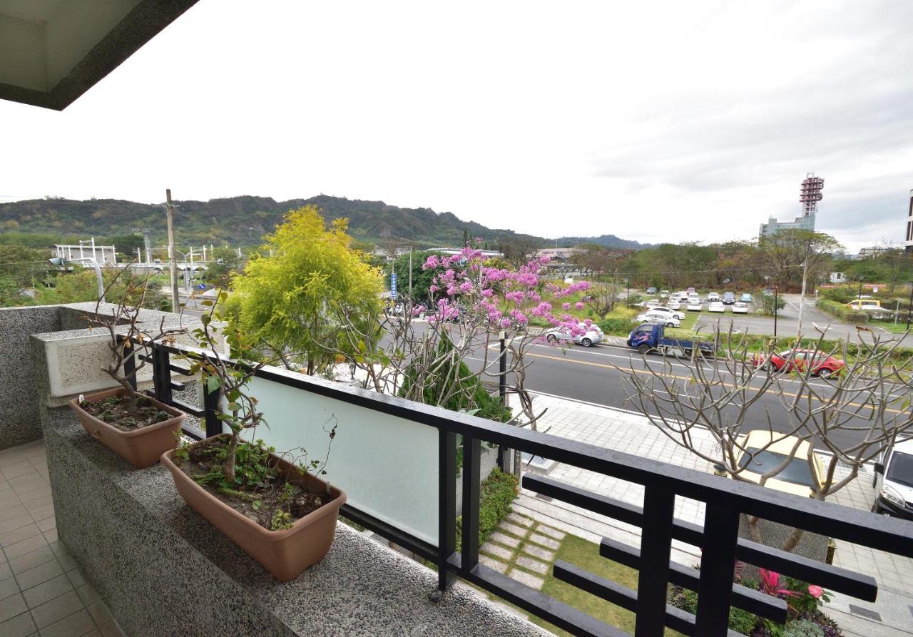 Moon Villa B&B Taitung Exterior photo